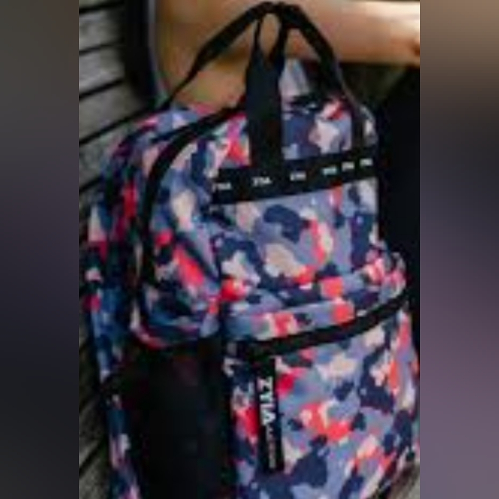 Cameo Zyia backpack new in wrap